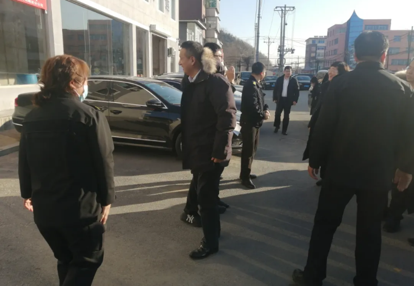 人生就是博集团党委下基层、听民意，助推企业高质量发展